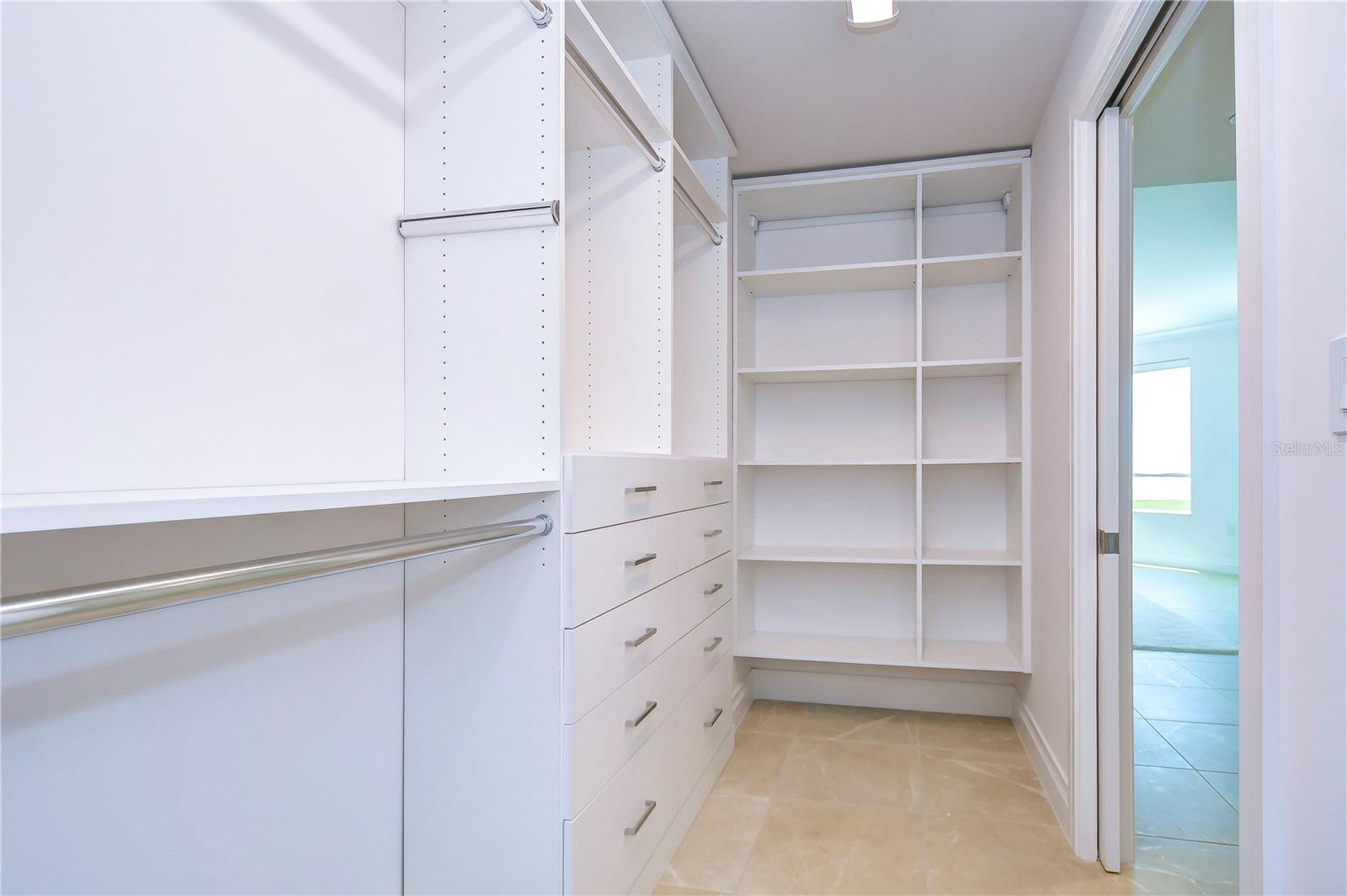 SUNSET POINTE AT COLLANY KEY IV A CONDO - Residential