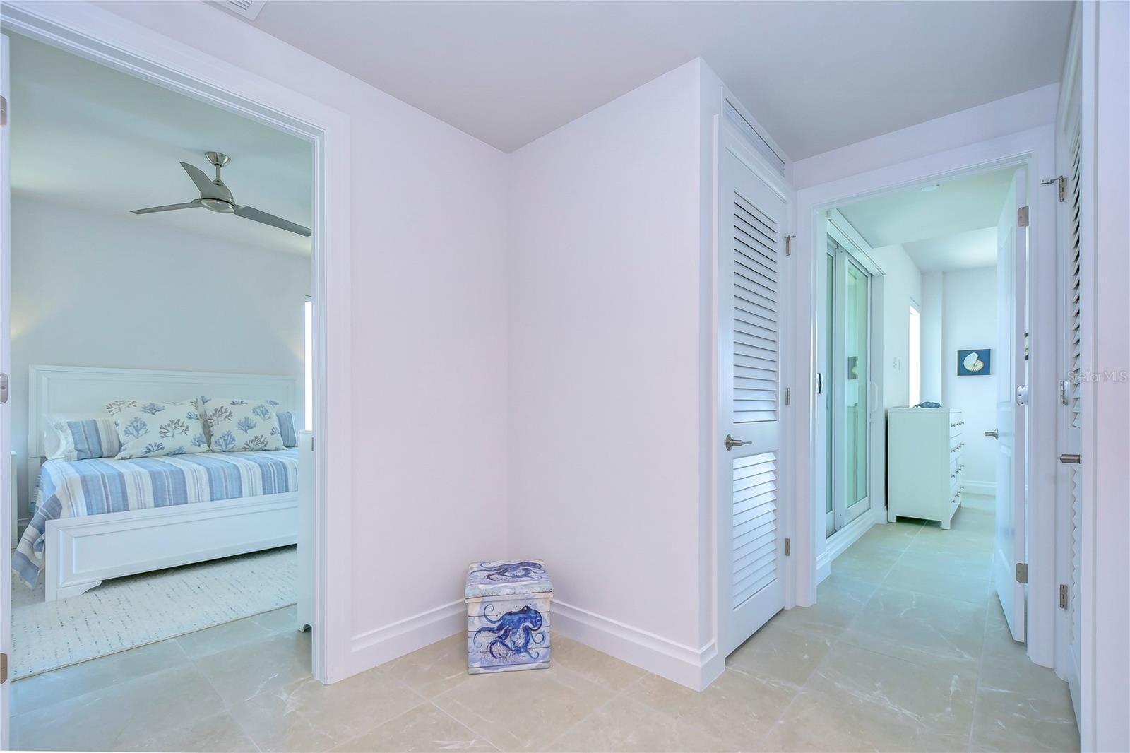 SUNSET POINTE AT COLLANY KEY IV A CONDO - Residential