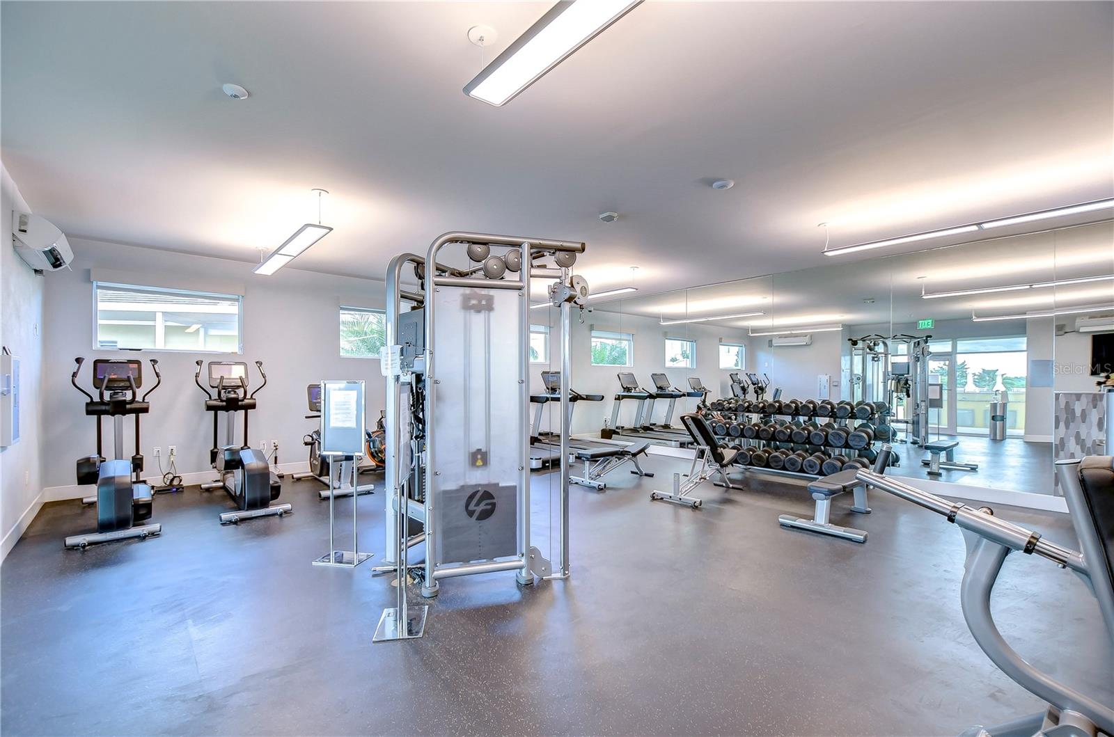 SUNSET POINTE AT COLLANY KEY IV A CONDO - Residential