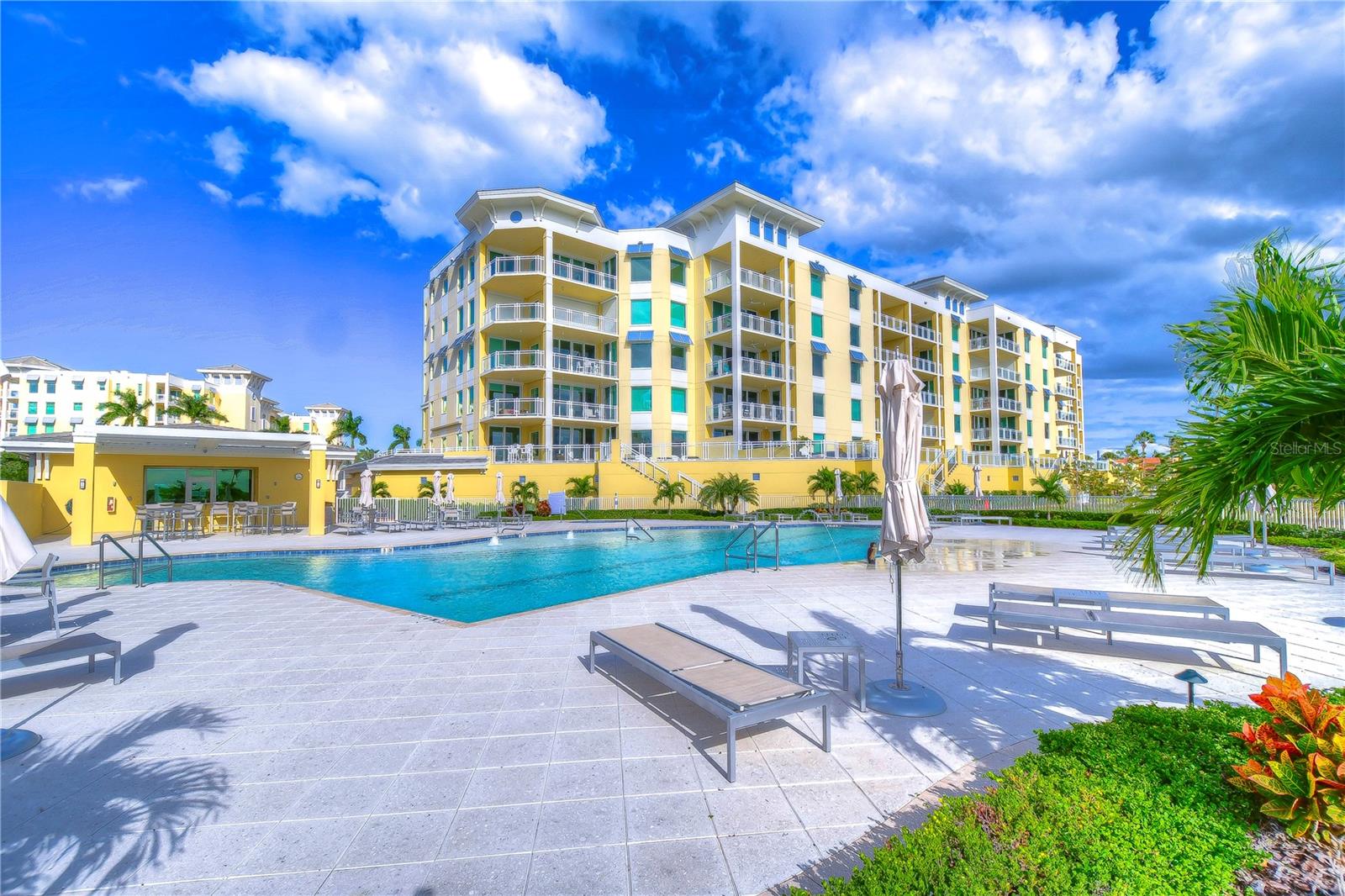 SUNSET POINTE AT COLLANY KEY IV A CONDO - Residential