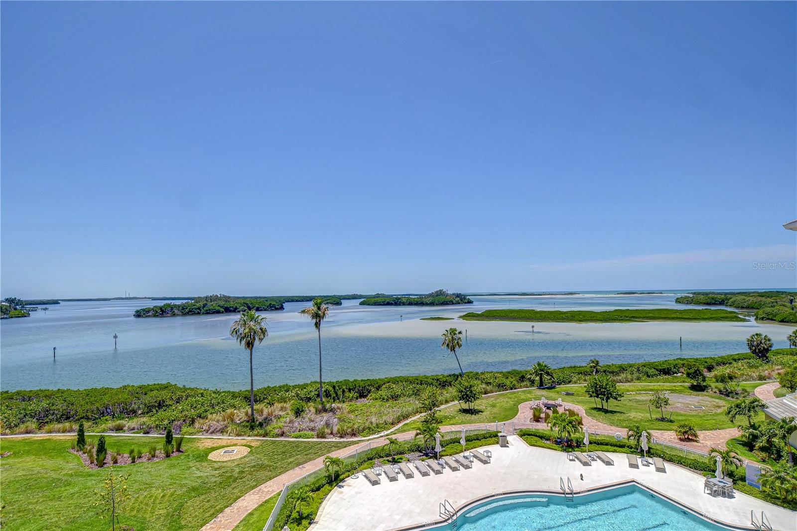 SUNSET POINTE AT COLLANY KEY IV A CONDO - Residential