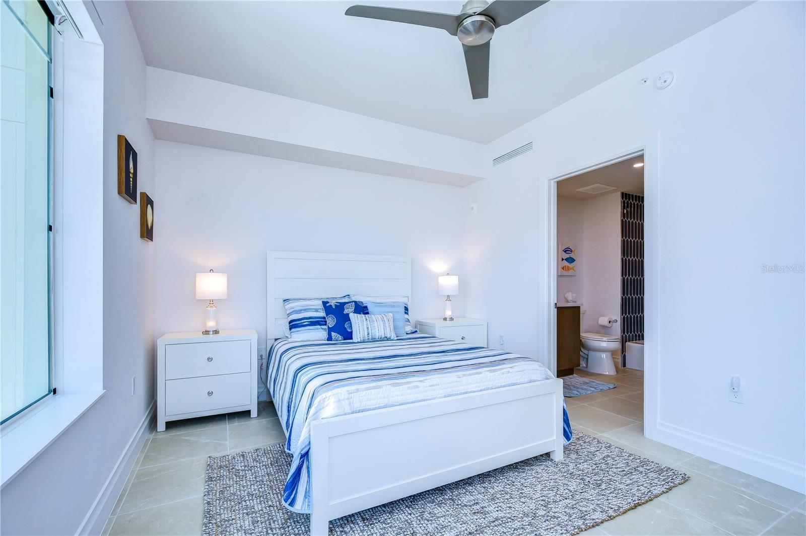 SUNSET POINTE AT COLLANY KEY IV A CONDO - Residential