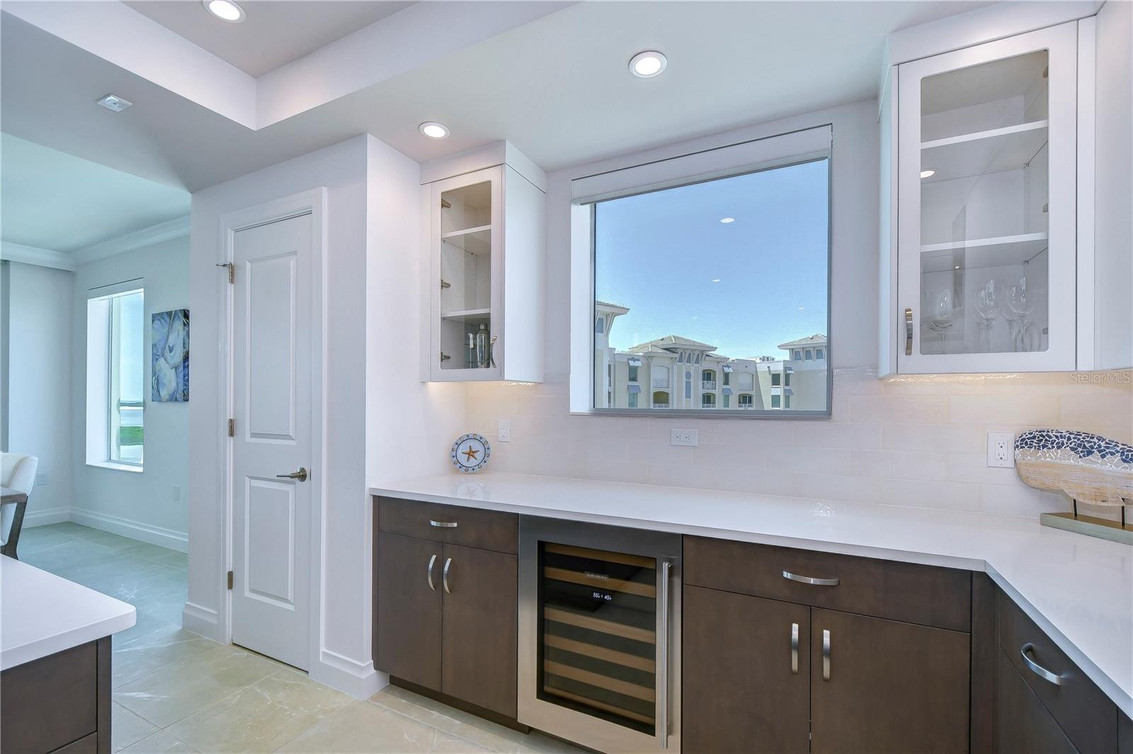 SUNSET POINTE AT COLLANY KEY IV A CONDO - Residential