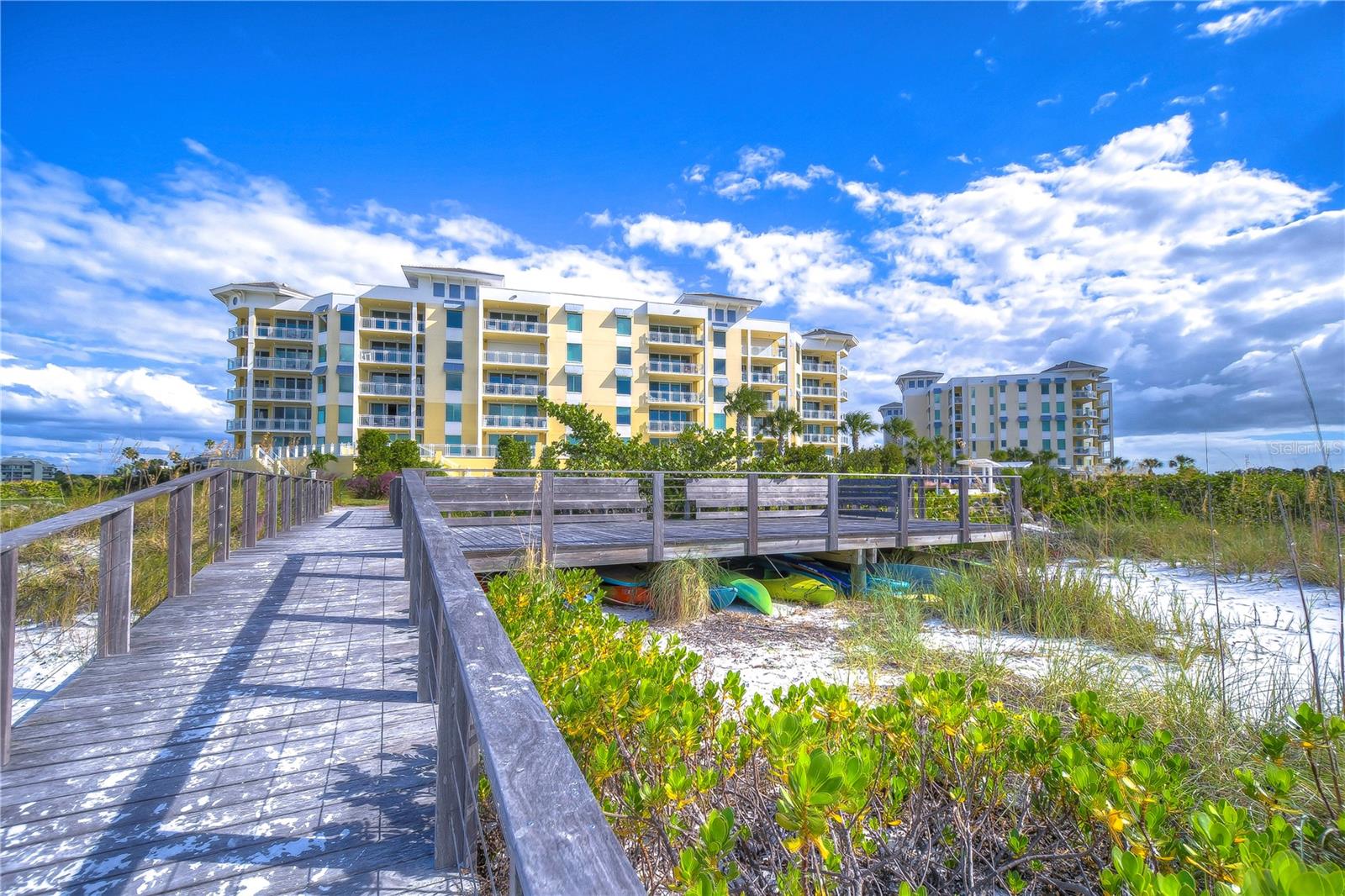 SUNSET POINTE AT COLLANY KEY IV A CONDO - Residential