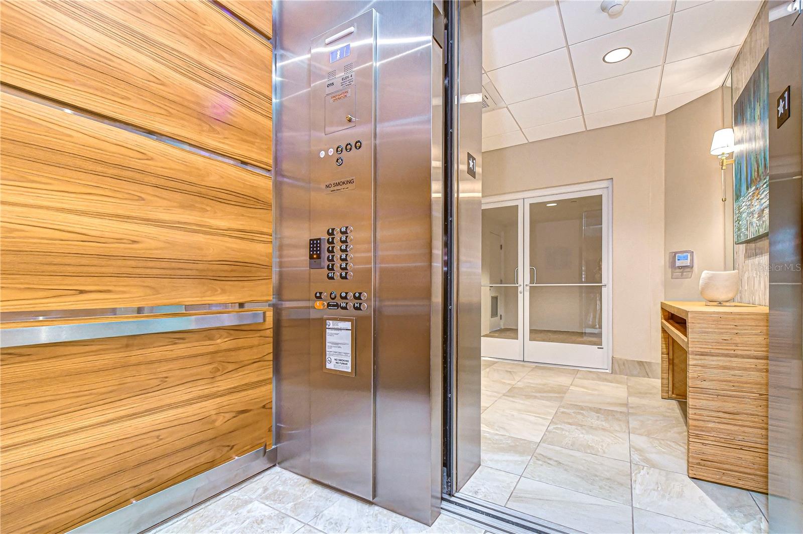 SUNSET POINTE AT COLLANY KEY IV A CONDO - Residential