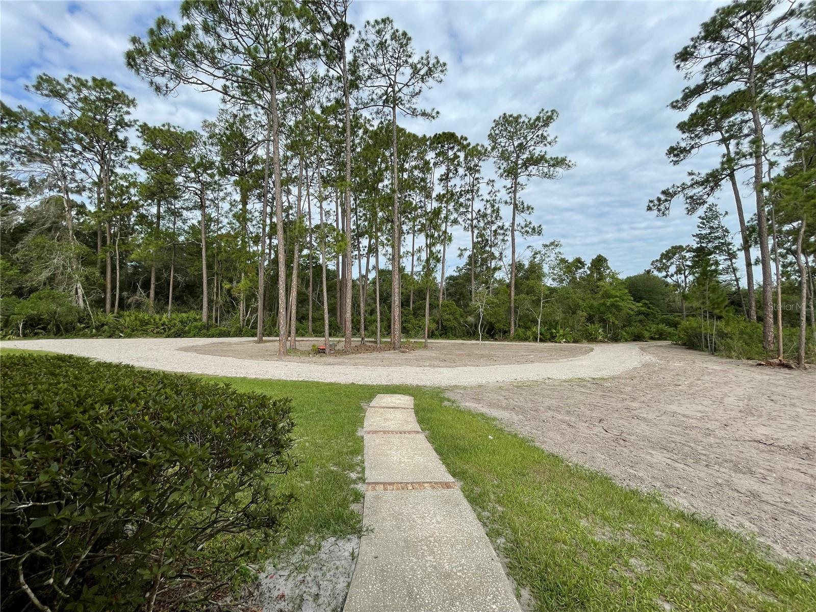 SEMINOLE WOODS 5 AC DEV - Residential
