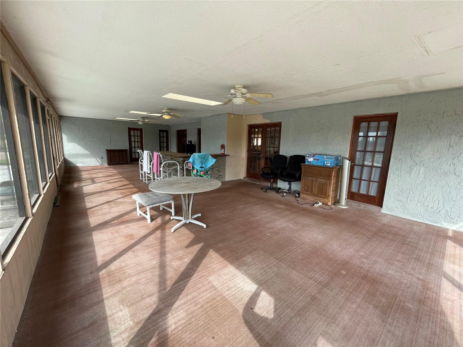 SEMINOLE WOODS 5 AC DEV - Residential