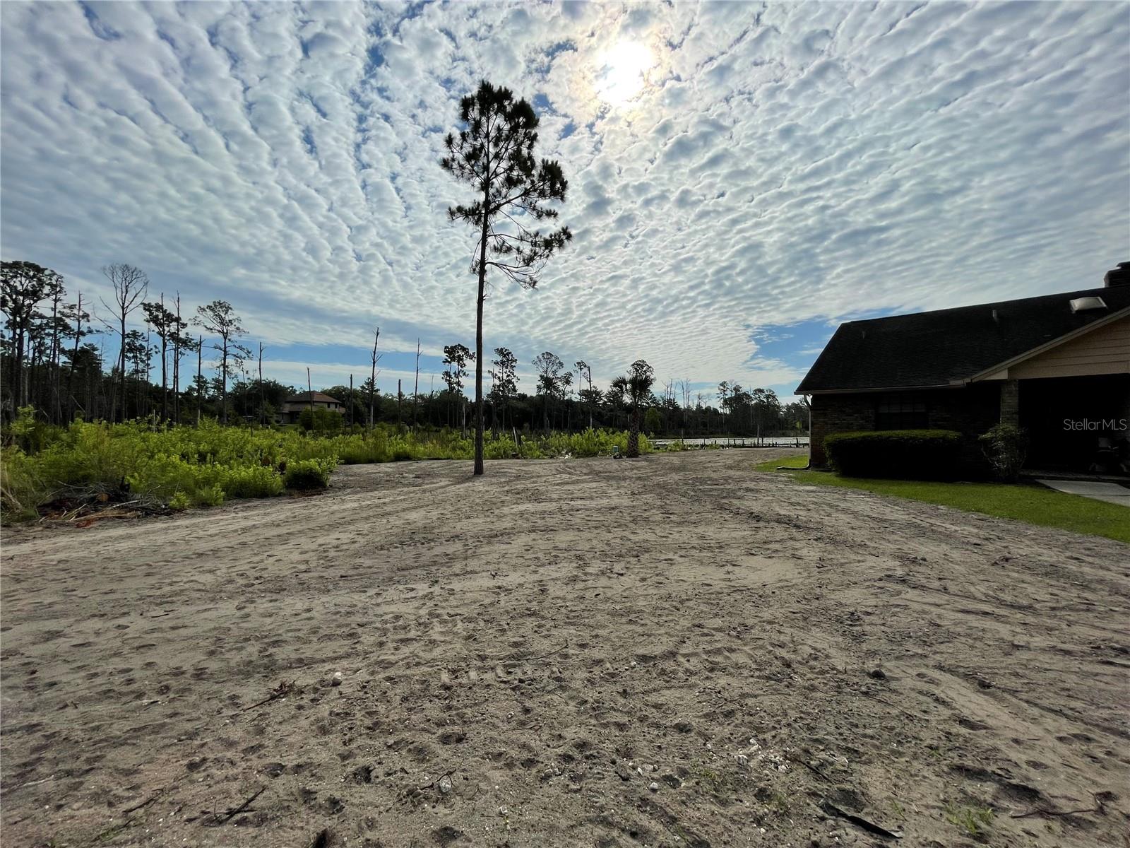 SEMINOLE WOODS 5 AC DEV - Residential