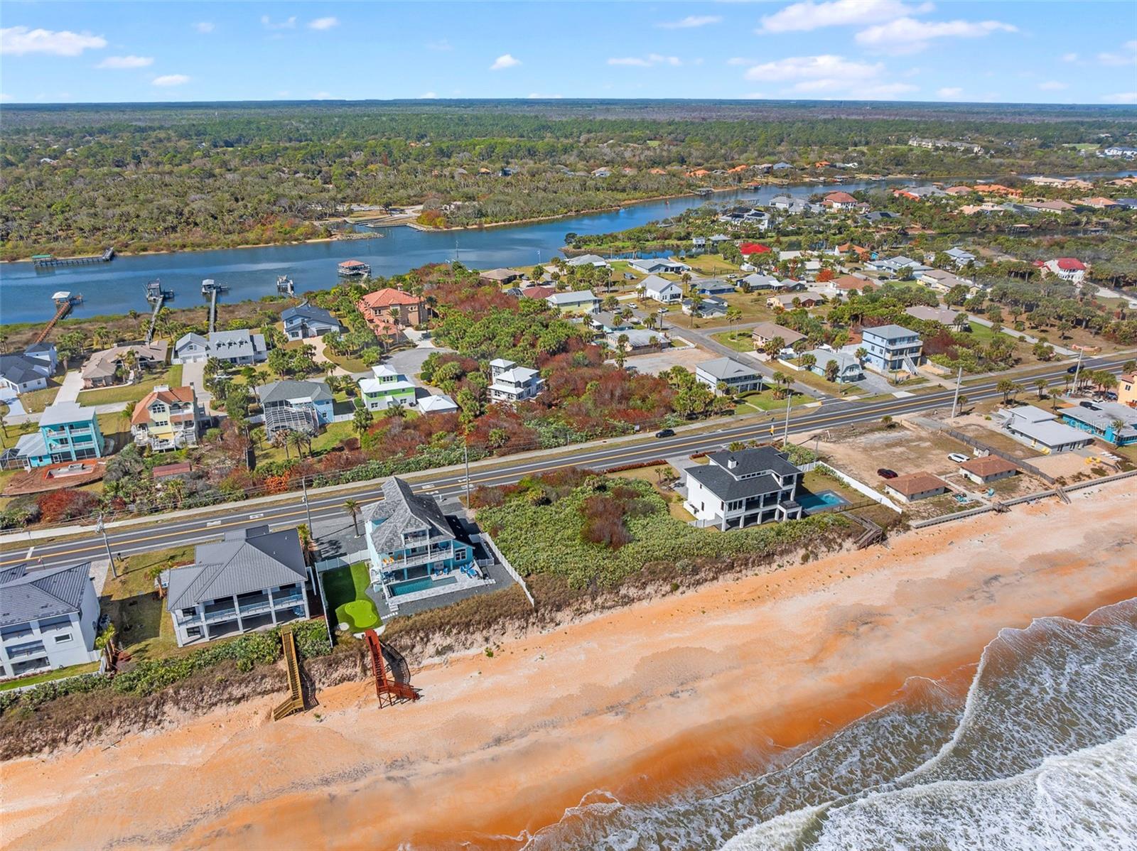 GOLDEN BEACH SUB - Land