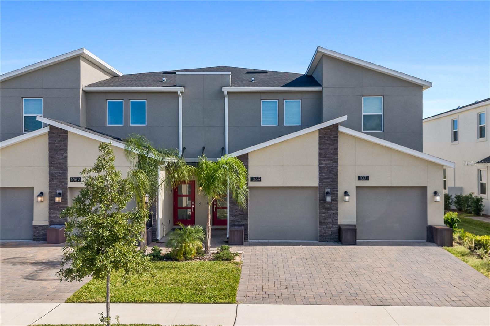 CHAMPIONSGATE CONDO 3 PH 18 & PH 19 - Residential