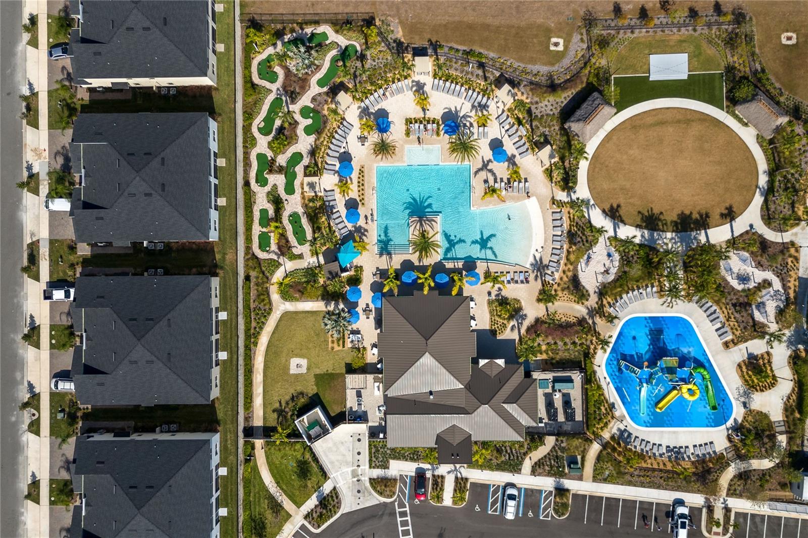 CHAMPIONSGATE CONDO 3 PH 18 & PH 19 - Residential