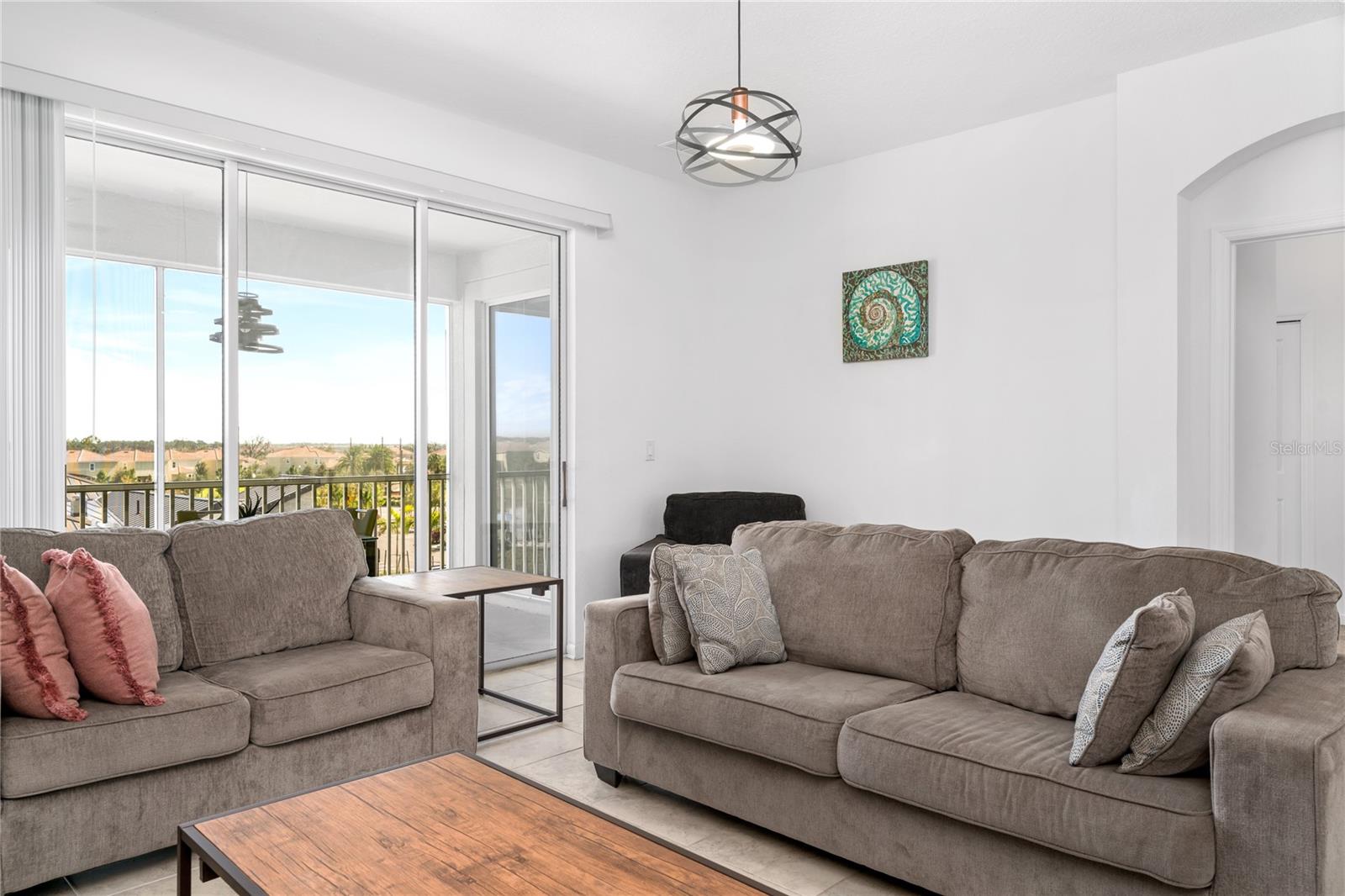 CHAMPIONSGATE CONDO 3 PH 18 & PH 19 - Residential