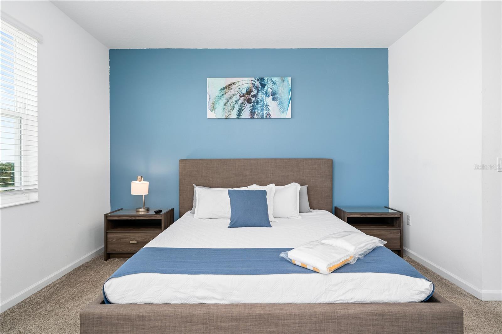 CHAMPIONSGATE CONDO 3 PH 18 & PH 19 - Residential