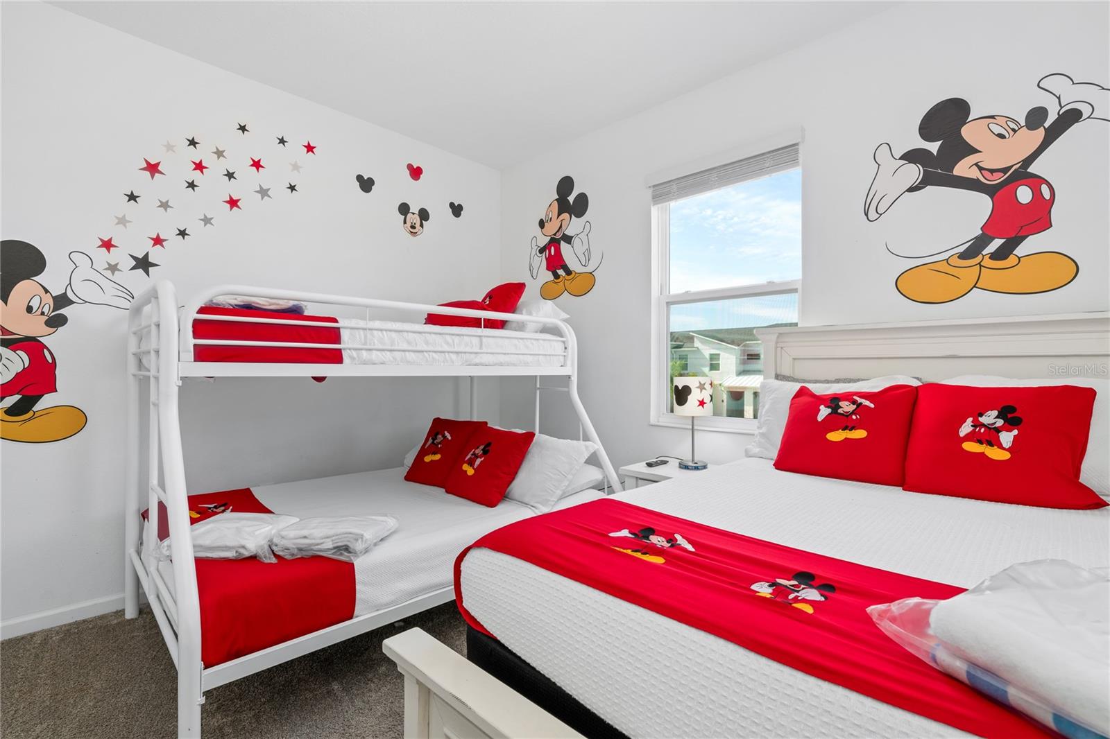 CHAMPIONSGATE CONDO 3 PH 18 & PH 19 - Residential