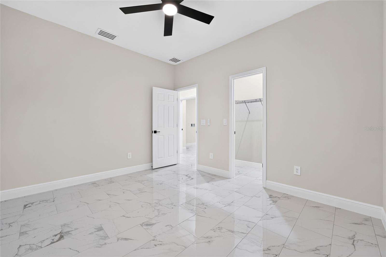 MARION OAKS UN NINE - Residential