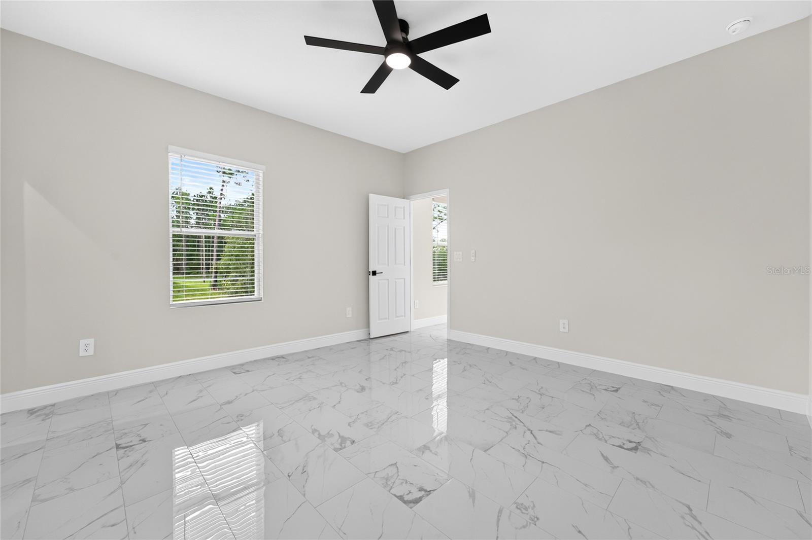 MARION OAKS UN NINE - Residential
