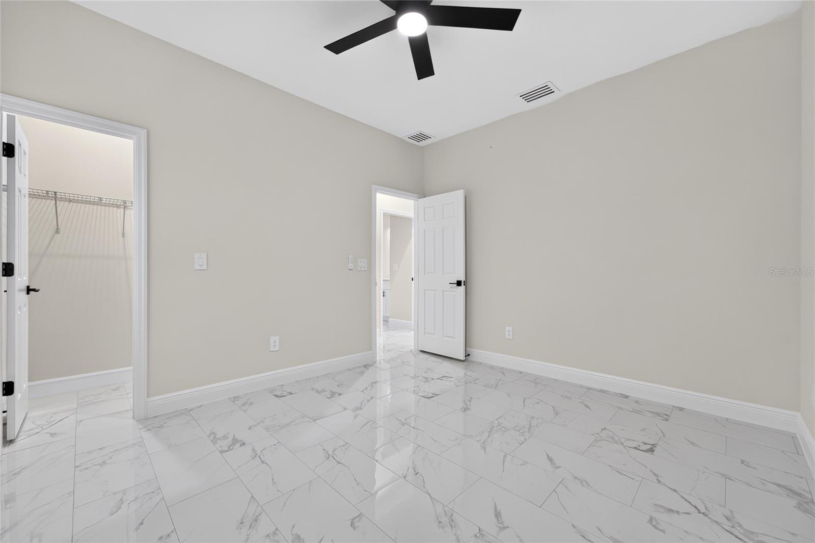 MARION OAKS UN NINE - Residential
