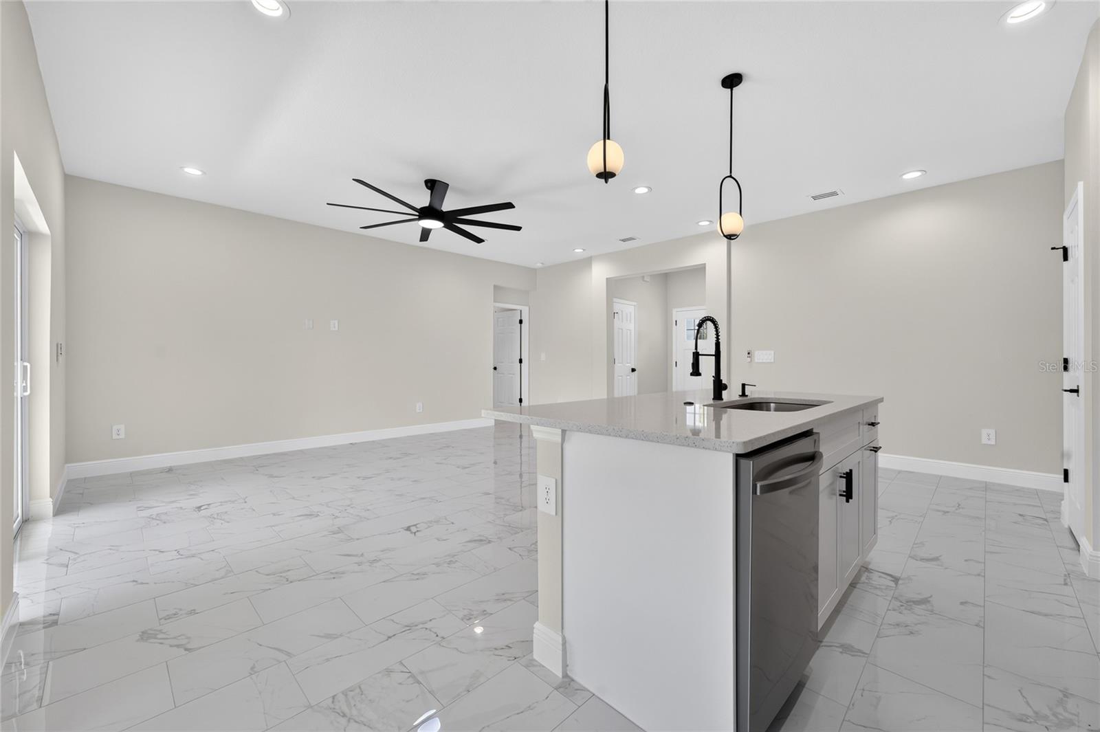 MARION OAKS UN NINE - Residential