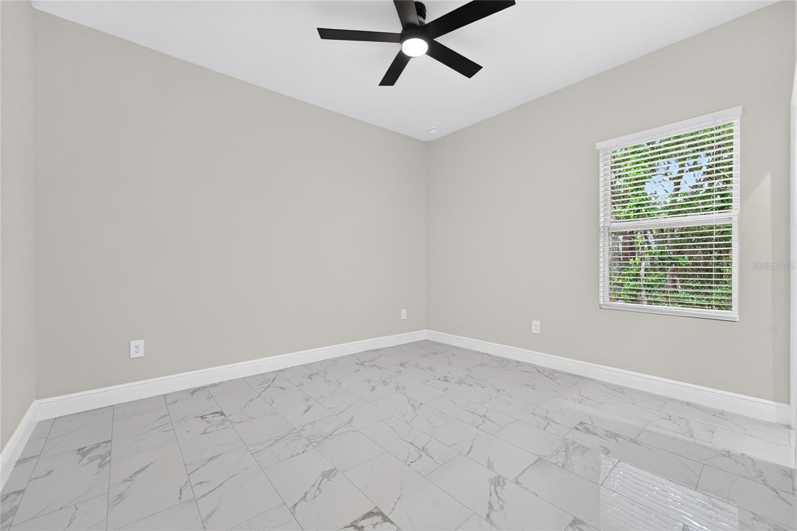 MARION OAKS UN NINE - Residential