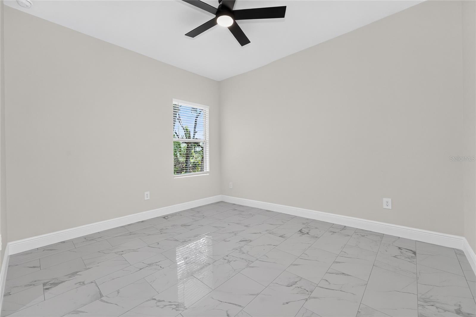 MARION OAKS UN NINE - Residential