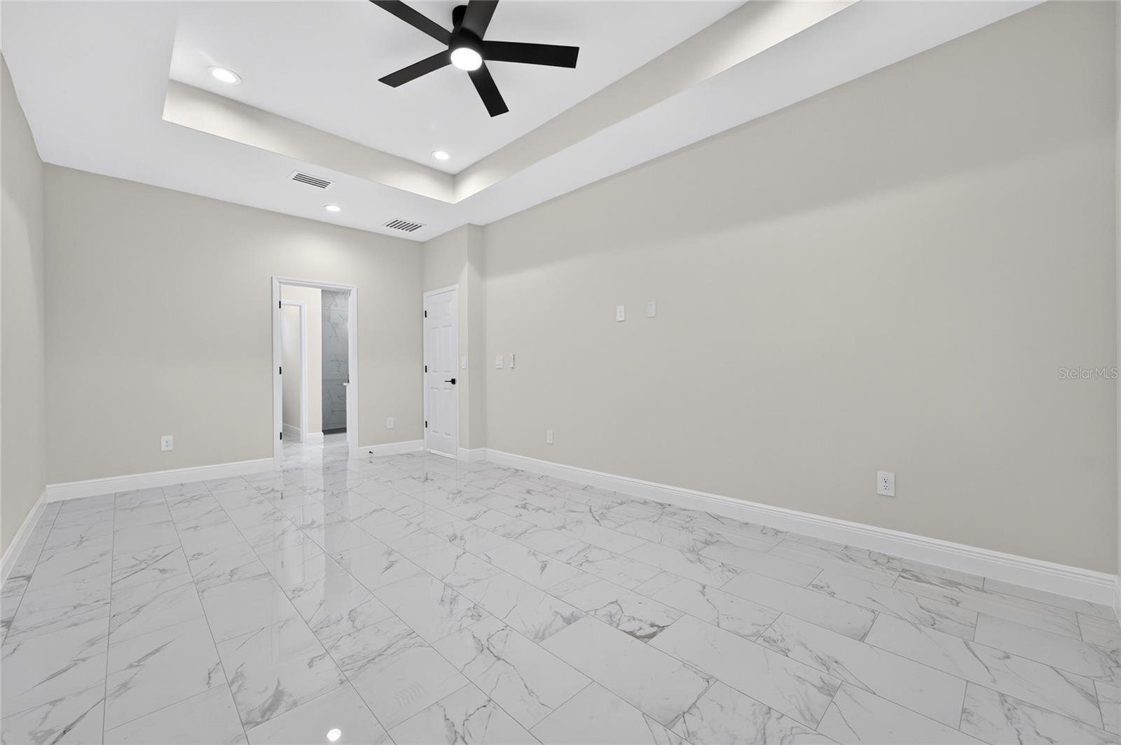 MARION OAKS UN NINE - Residential