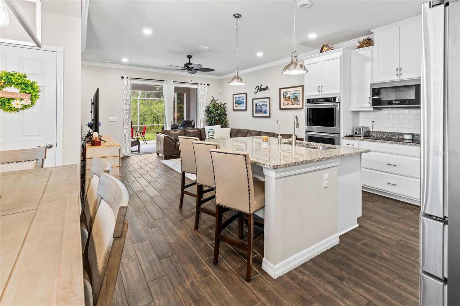 KEMERTON PLACE - Residential Lease
