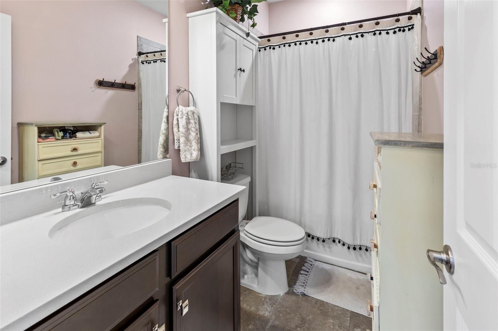 KEMERTON PLACE - Residential Lease