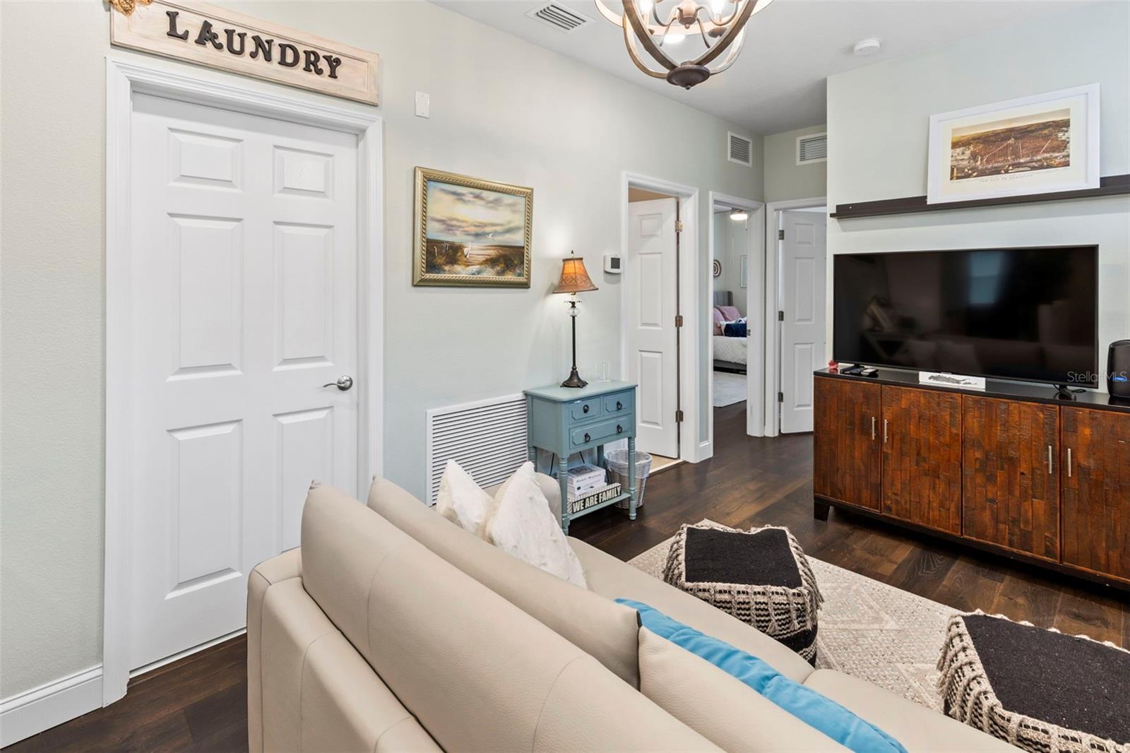 KEMERTON PLACE - Residential Lease