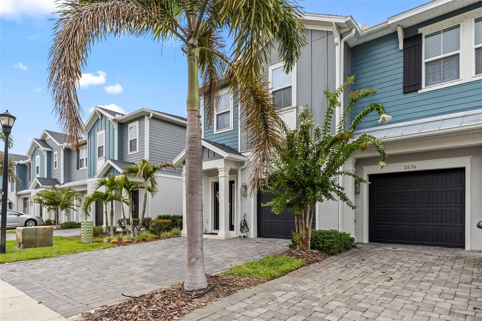 KEMERTON PLACE - Residential Lease