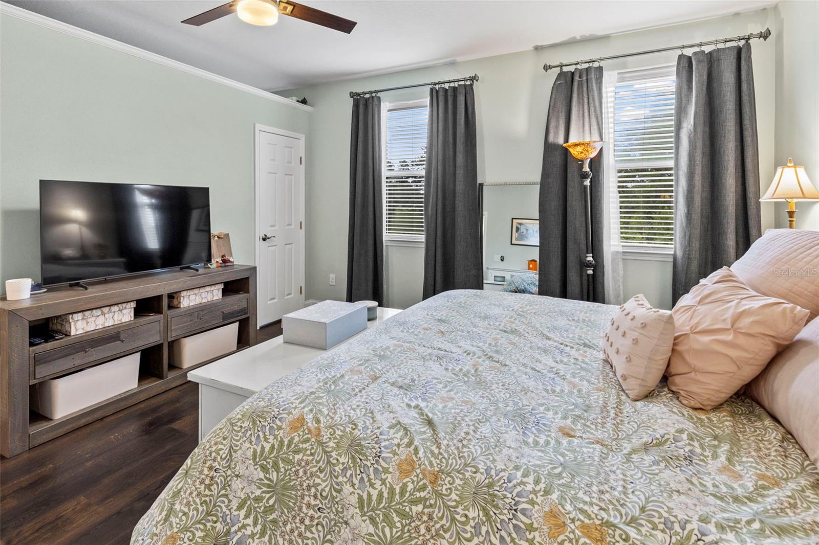 KEMERTON PLACE - Residential Lease