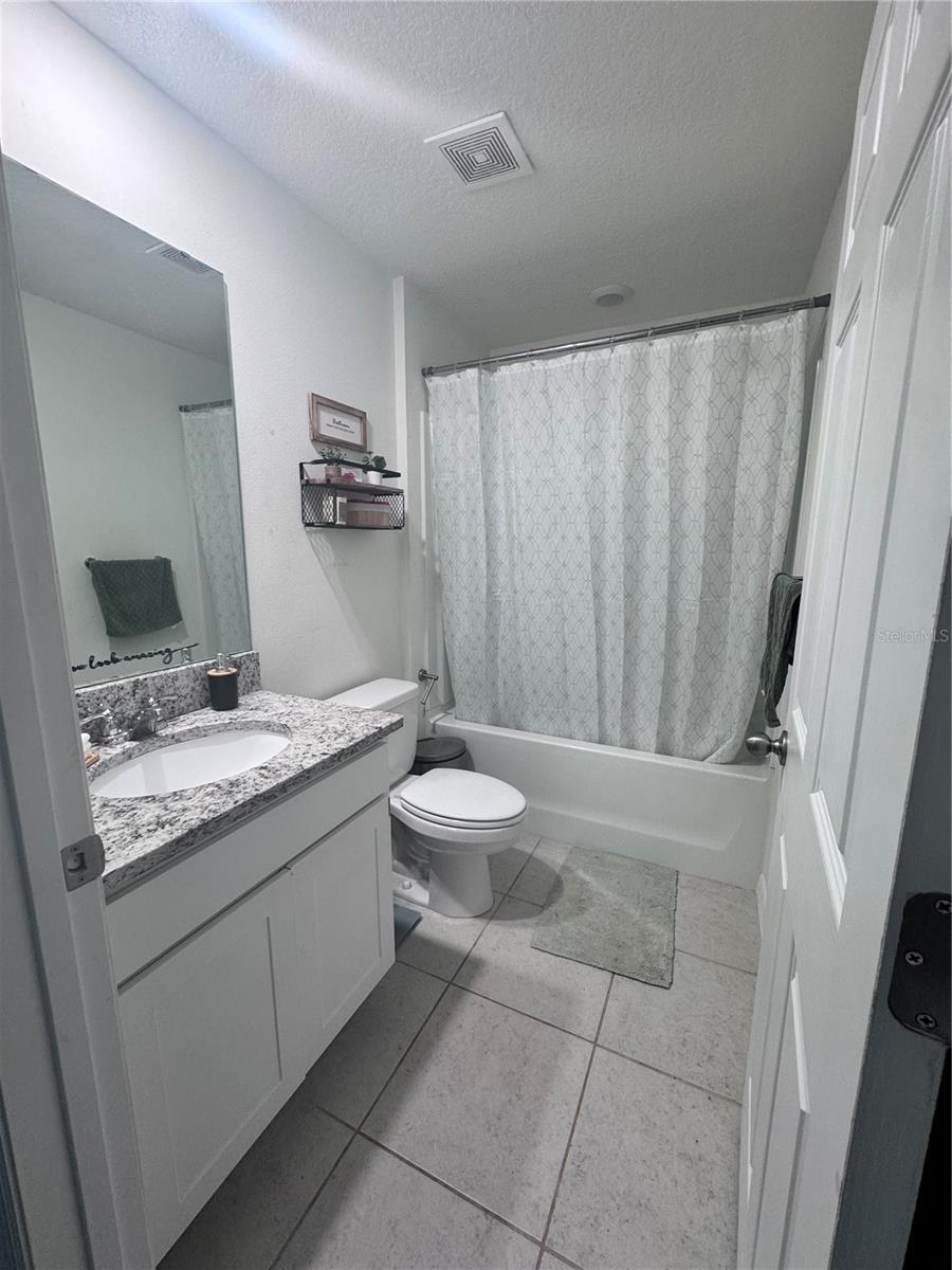 ALFORD OAKS - Residential