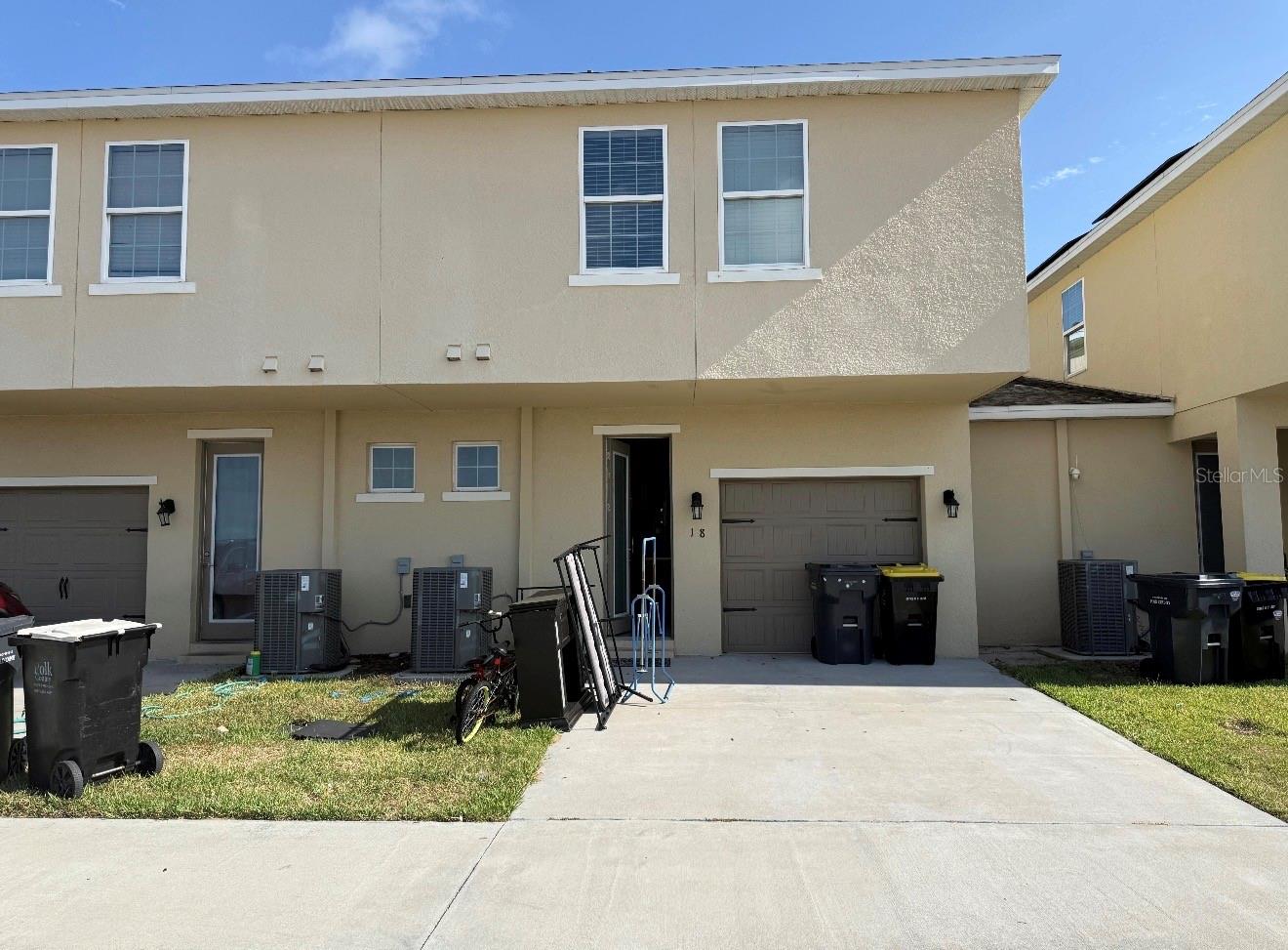 HOLLYGROVE VILLAGE - Residential Lease