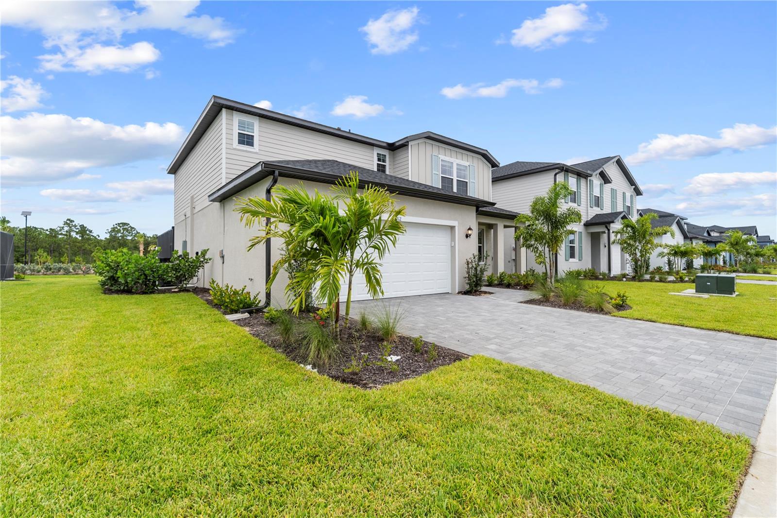 SABAL GLEN - Residential