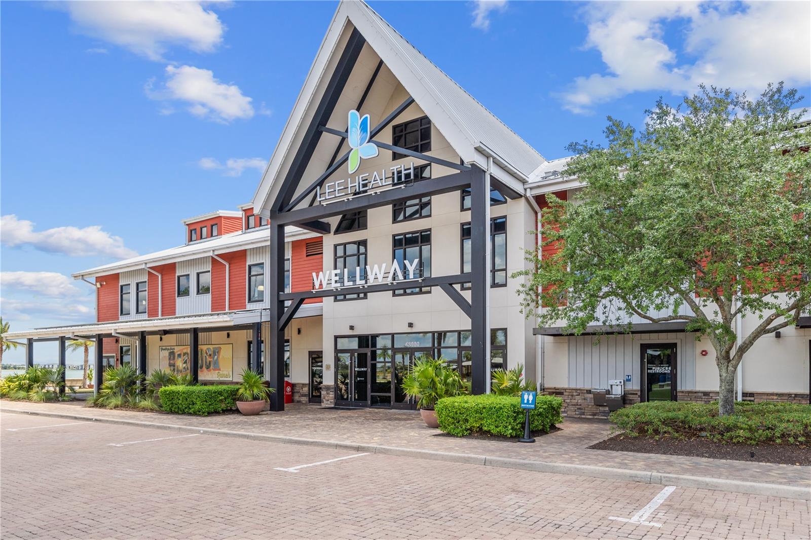 SABAL GLEN - Residential