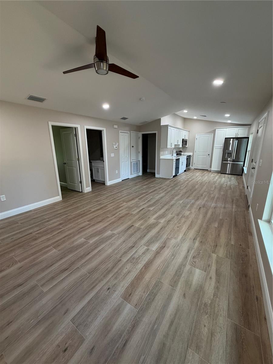 LAKE HARNEY RANCH ESTATES 3RD SEC - Residential