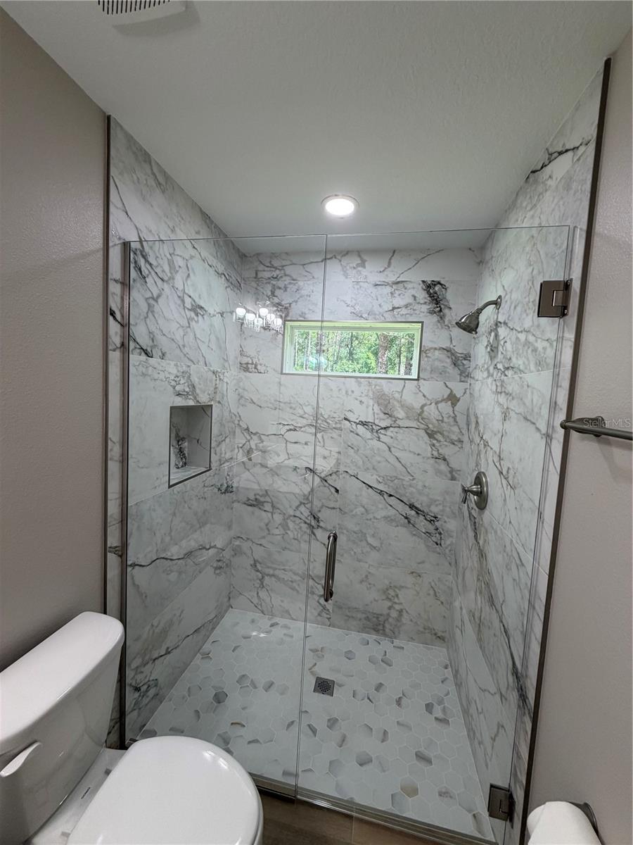 LAKE HARNEY RANCH ESTATES 3RD SEC - Residential