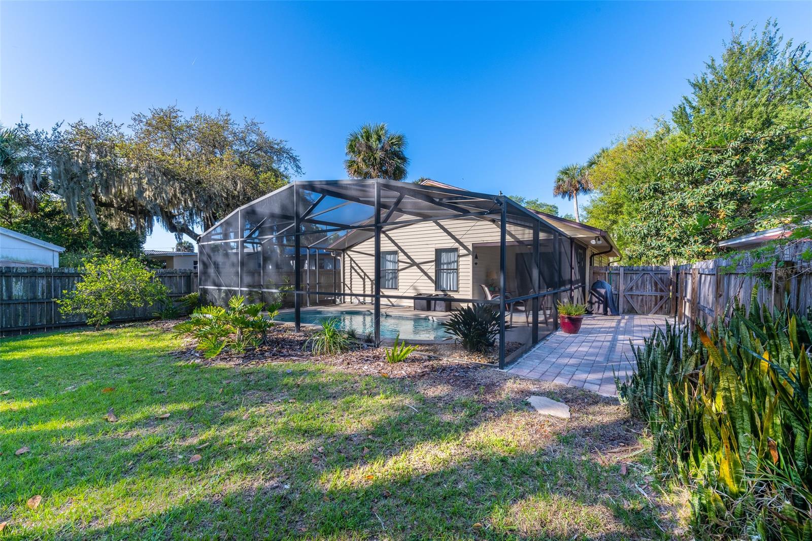 Riverside Park New Smyrna - Residential