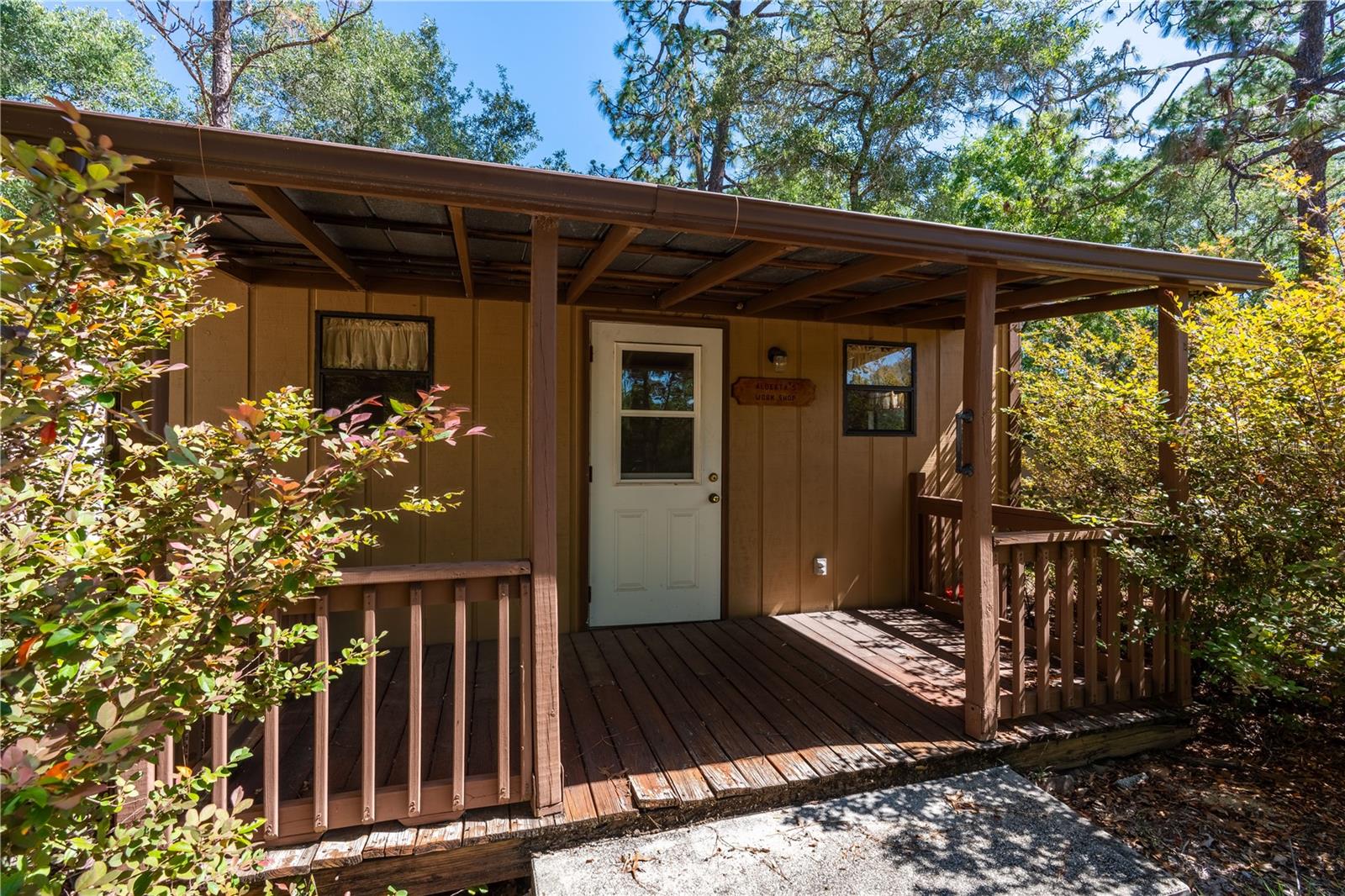ROLLING PINES - Residential