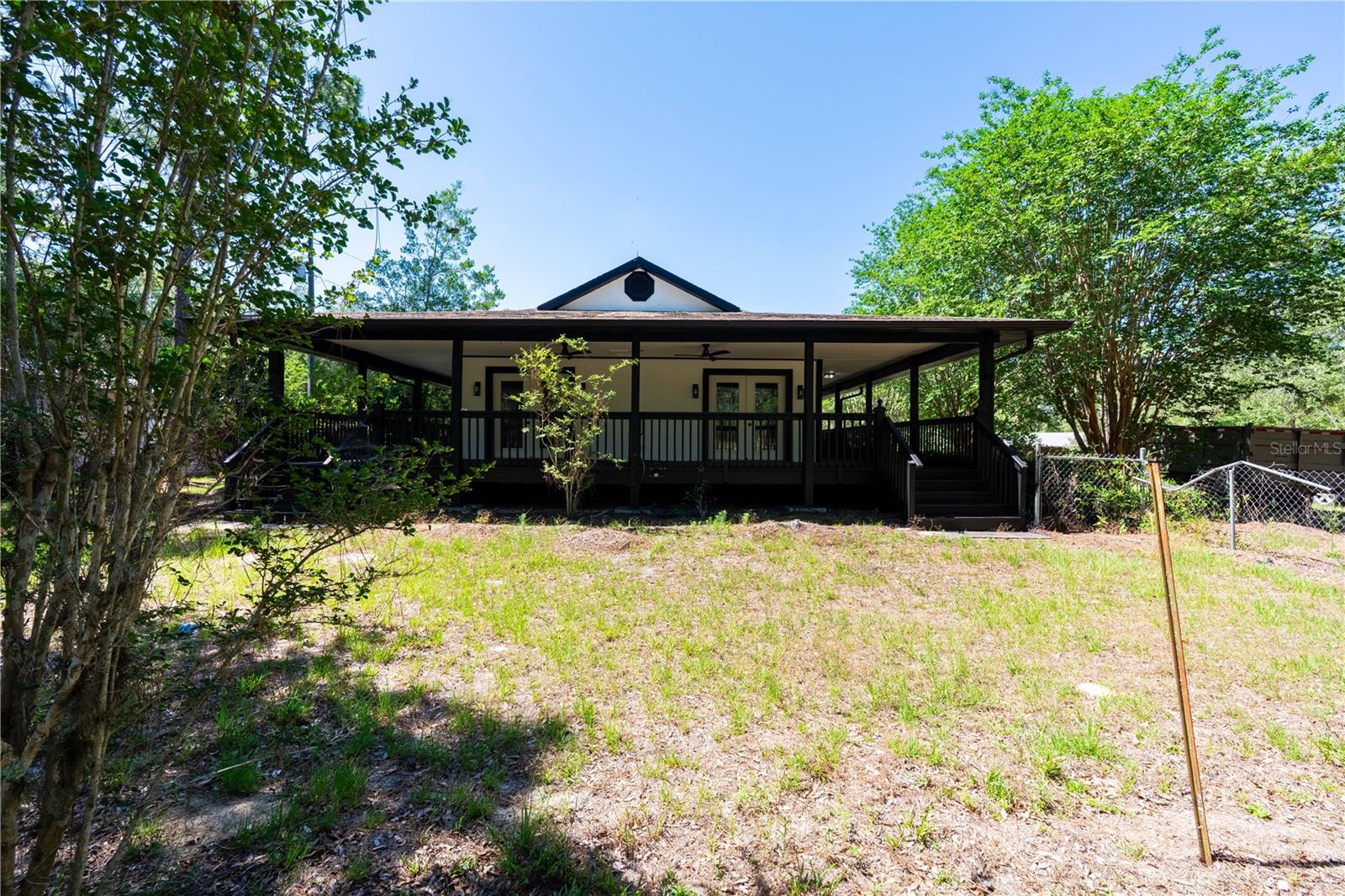 ROLLING PINES - Residential