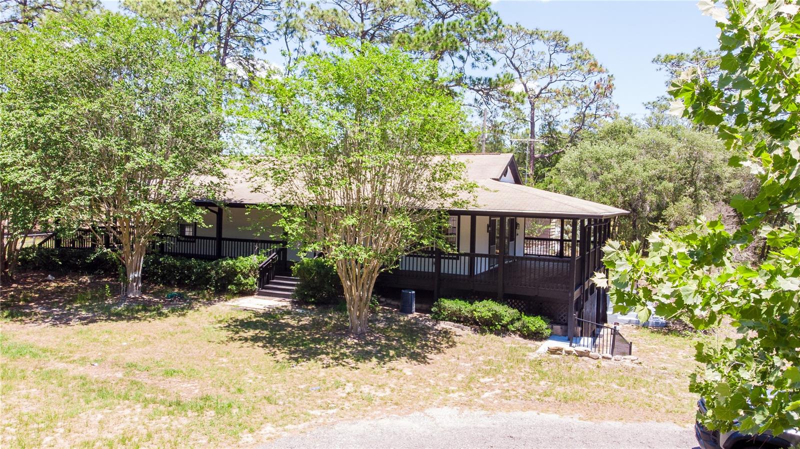 ROLLING PINES - Residential
