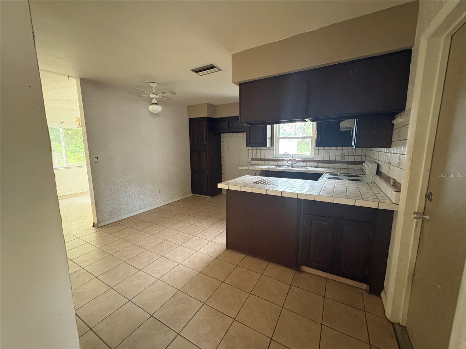 CITRUS SPGS UNIT 02 - Residential