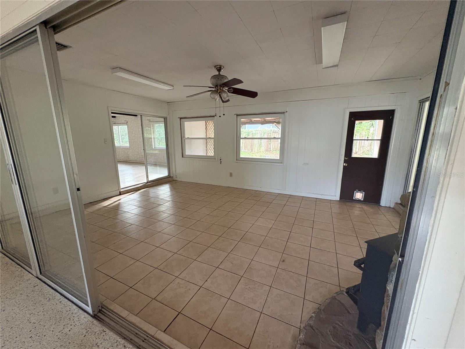 CITRUS SPGS UNIT 02 - Residential