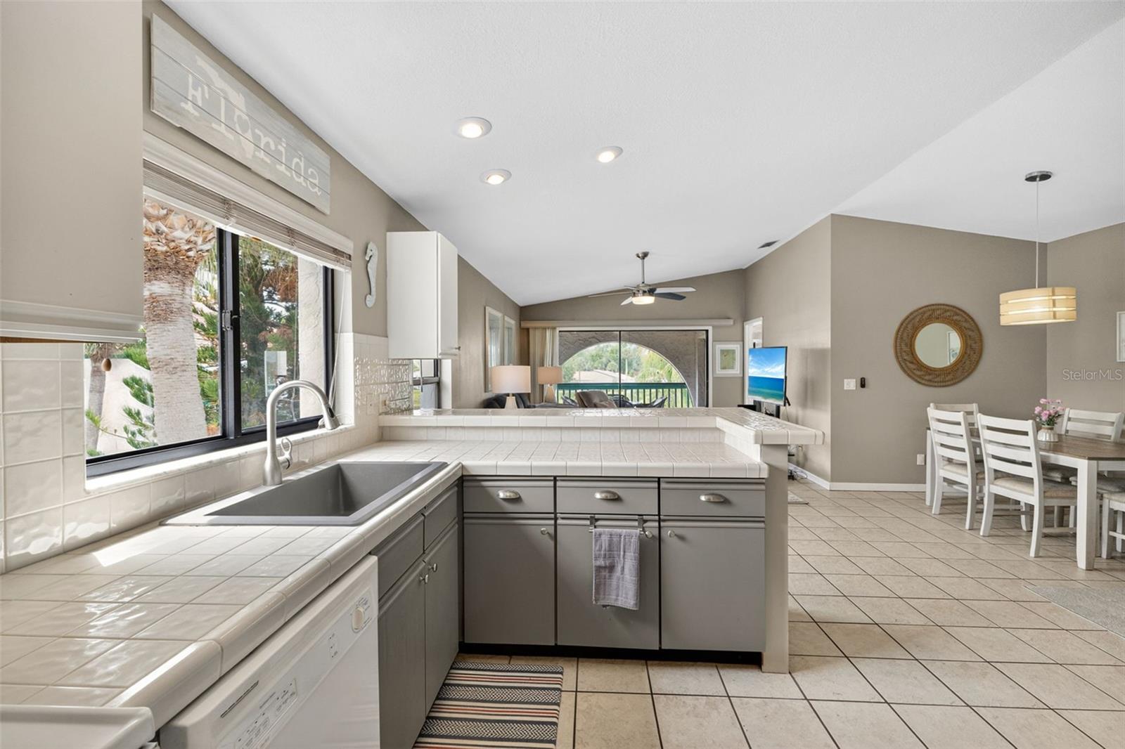 BLUFFS OF SEBRING CONDO - Residential
