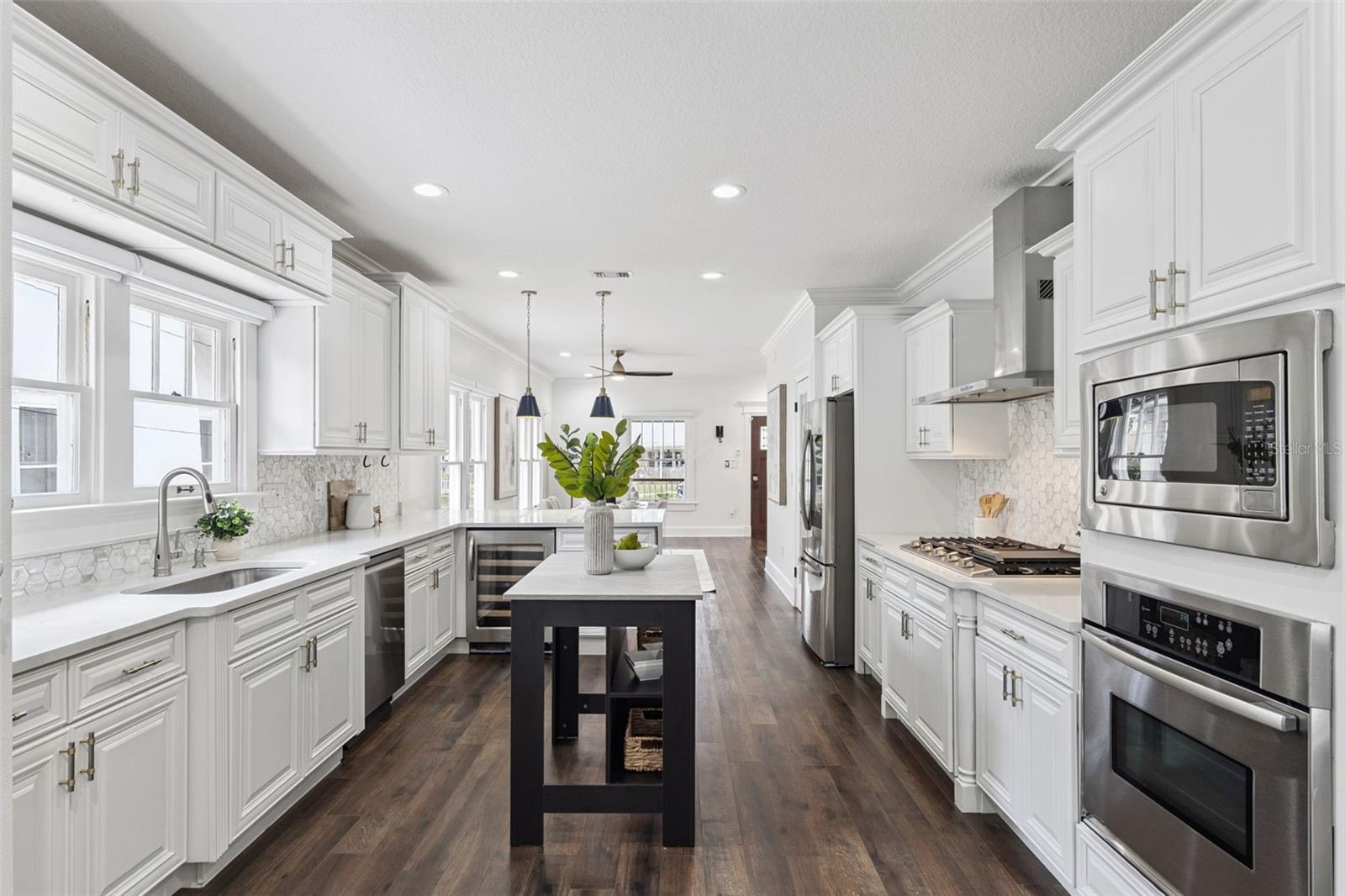 LAKE EOLA HEIGHTS - Residential