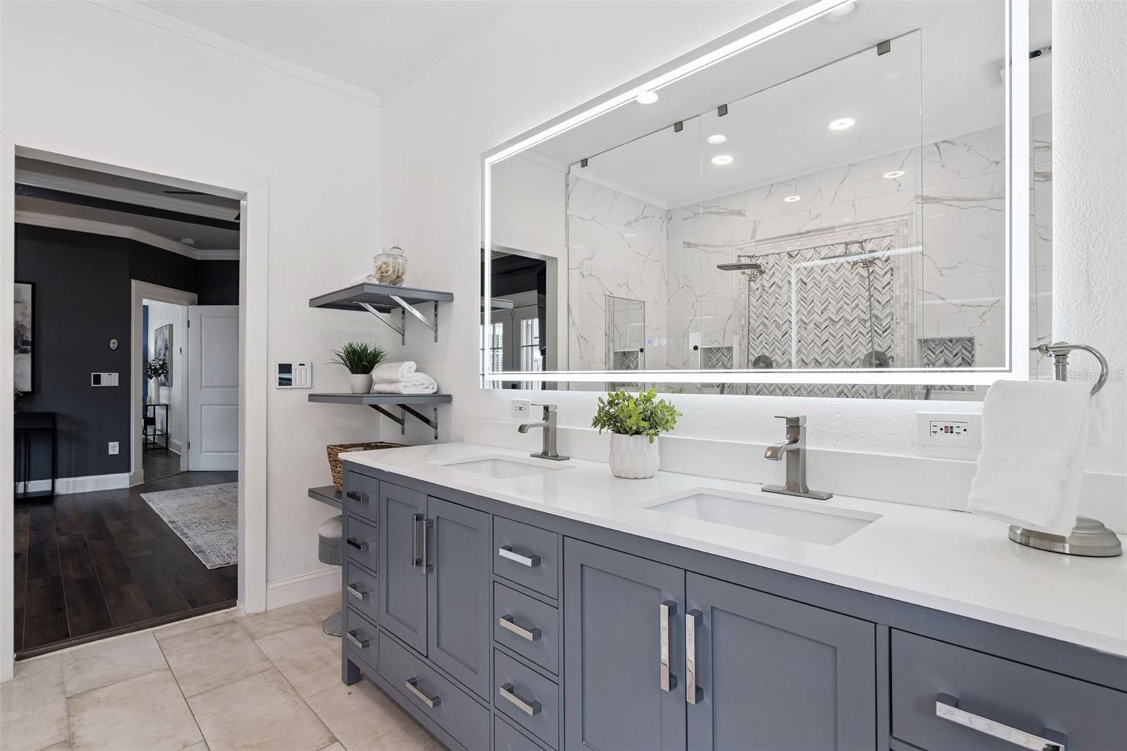 LAKE EOLA HEIGHTS - Residential