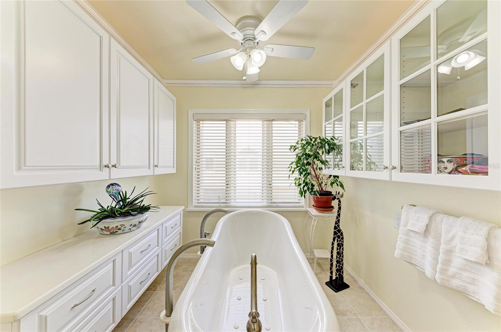 TIDY ISLAND PH I - Residential