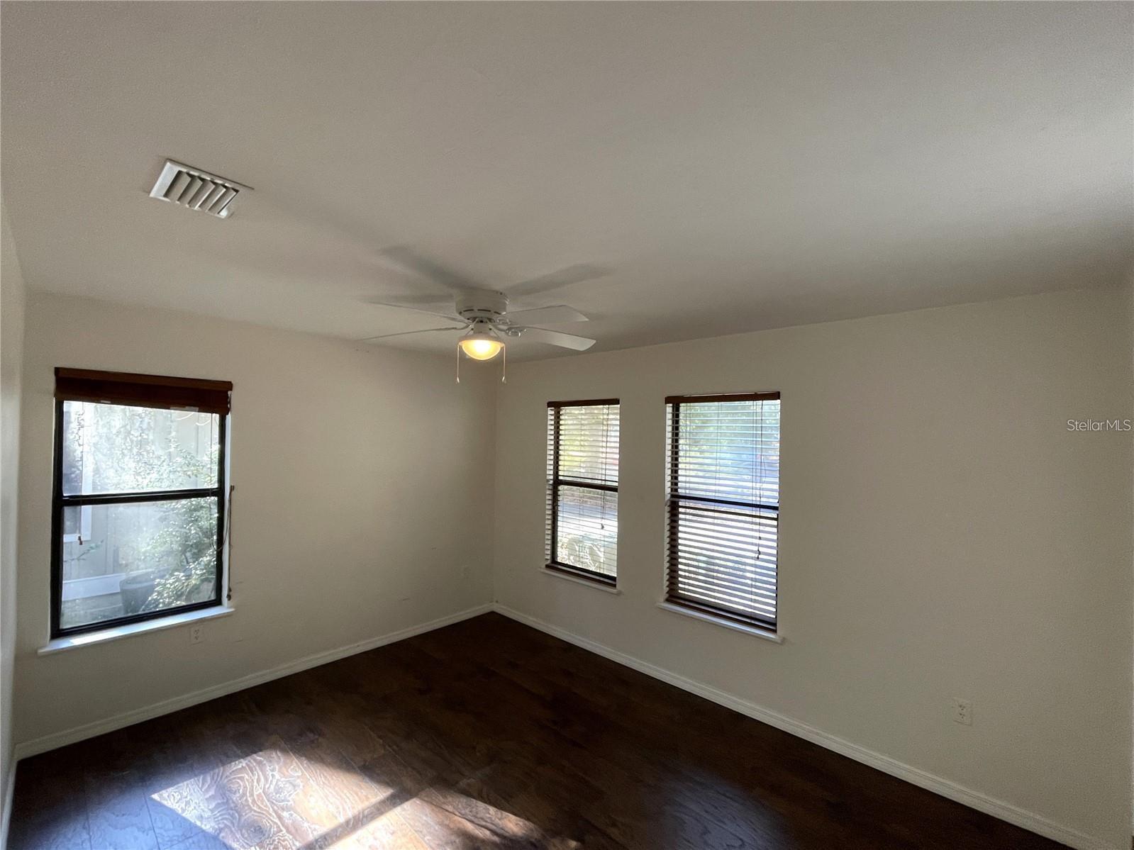 HP/FOUNDERS HILL 5 - Residential Lease