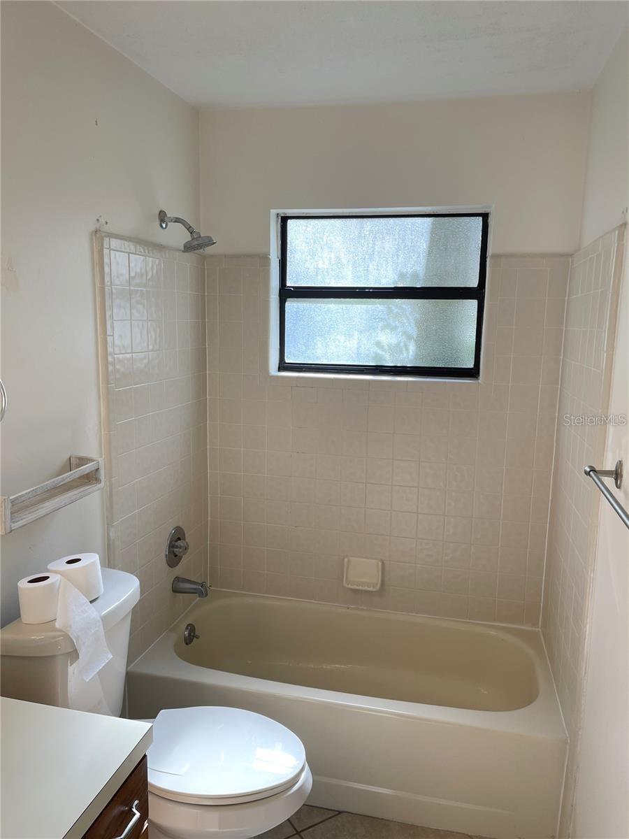 HP/FOUNDERS HILL 5 - Residential Lease