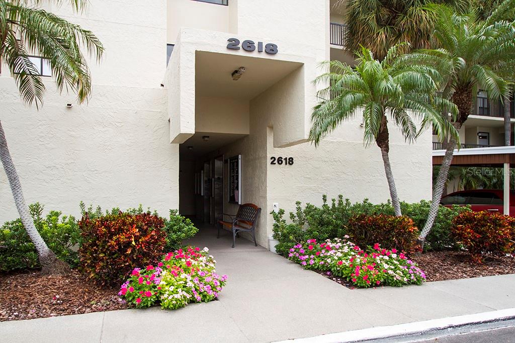 COVE CAY 26-18 VILLAGE I - Residential