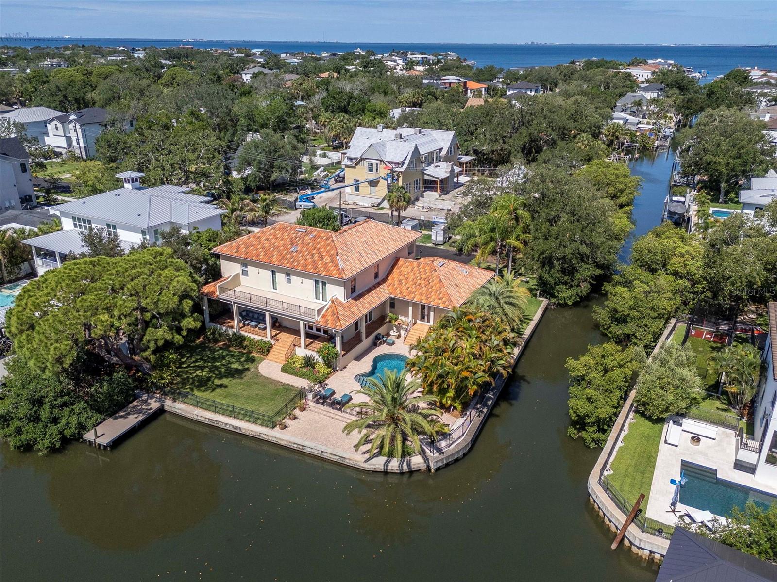 HENDERSON BEACH - Residential